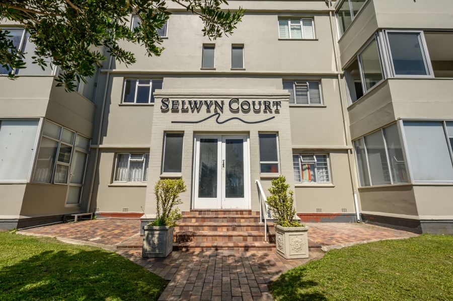 3 Bedroom Property for Sale in Summerstrand Eastern Cape